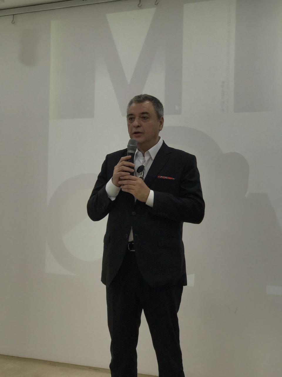 6 馬若龍演講.jpg